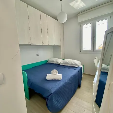 Al Mare Con Giardino, E Piscina Lejlighed *