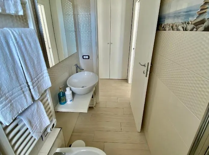 Апартаменты Al Mare Con Giardino, E Piscina Альба-Адриатика